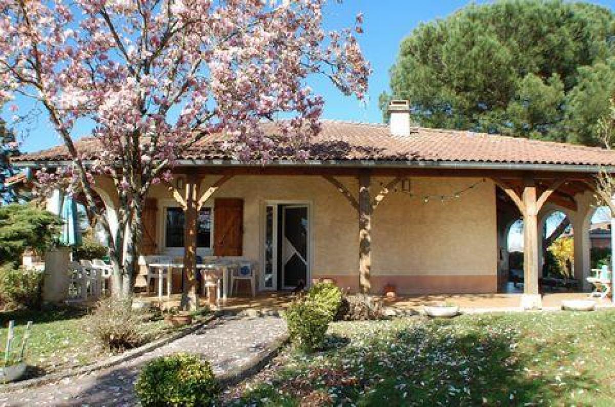 Дом с 4 спальнями в Монтобан, Франция № 25059