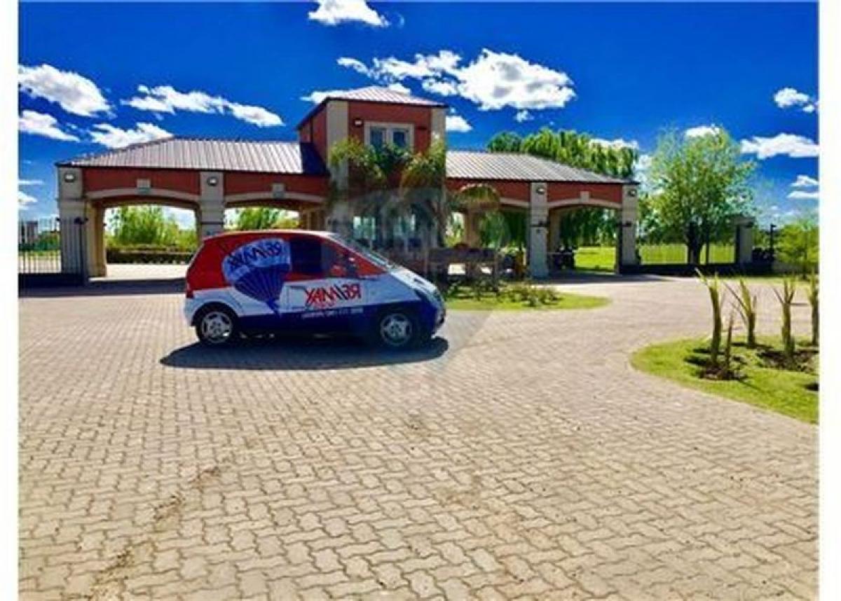  Land in Ezeiza, Argentina No. 49654