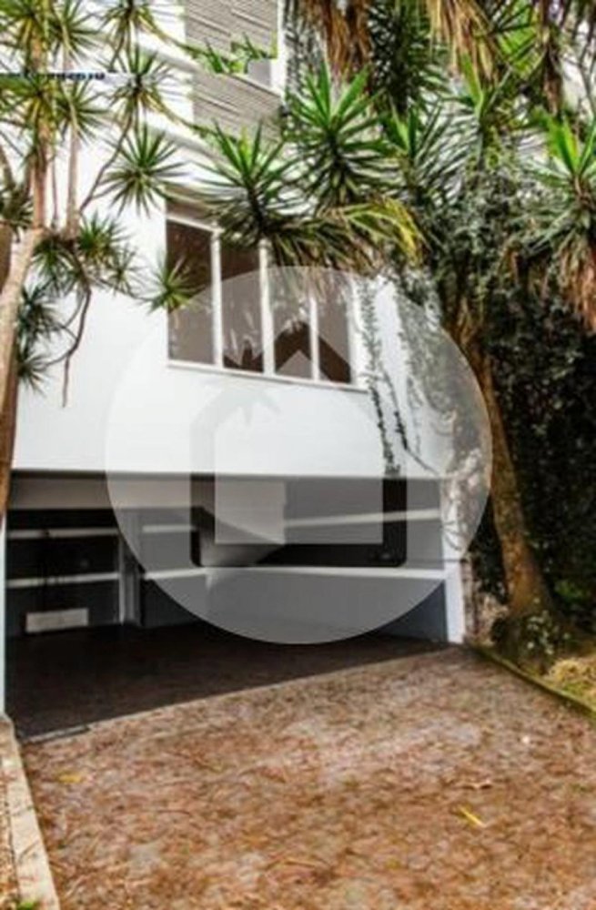 Casa de 3 dormitorios en Sao Paulo, Brazil No. 537899