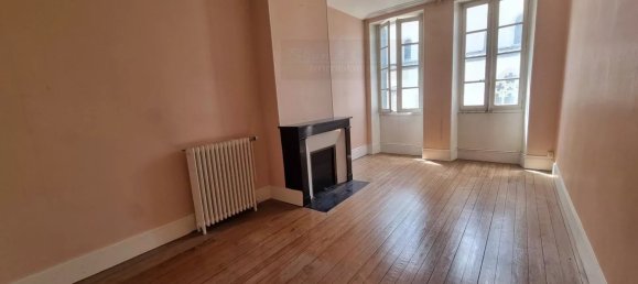 6 chambres Maison à Montargis, France No. 270666 9