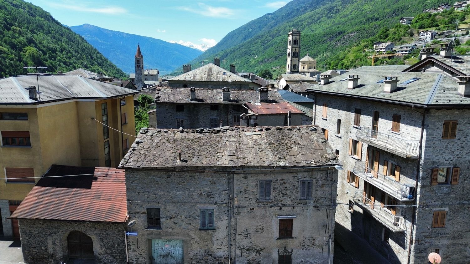 5 rooms House in Grosio, Italy No. 284049