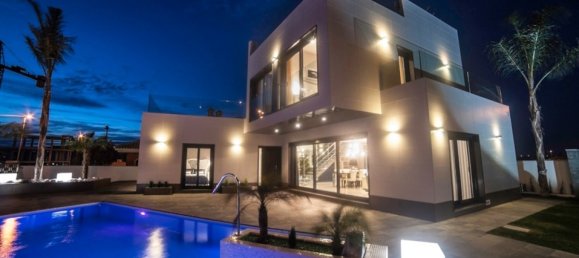 157m² Villa for sale in La Zenia, Alicante, Valencian Community, Spain № 365014 11