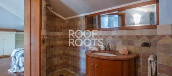 19-Zimmer Villa in Lucca, Italy, Nr. 51023 4