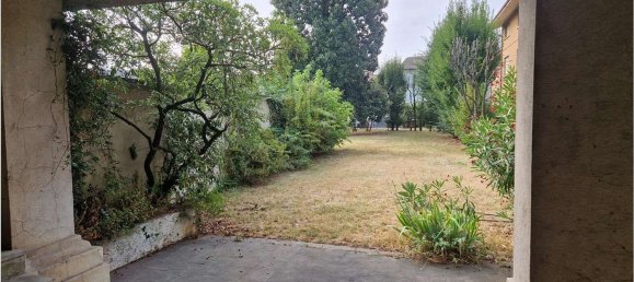 7-salle Villa à Fontanella, Italy No. 180023 22