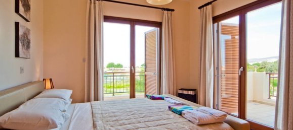 Casa de 3 dormitorios en Paphos, Cyprus No. 9670 7