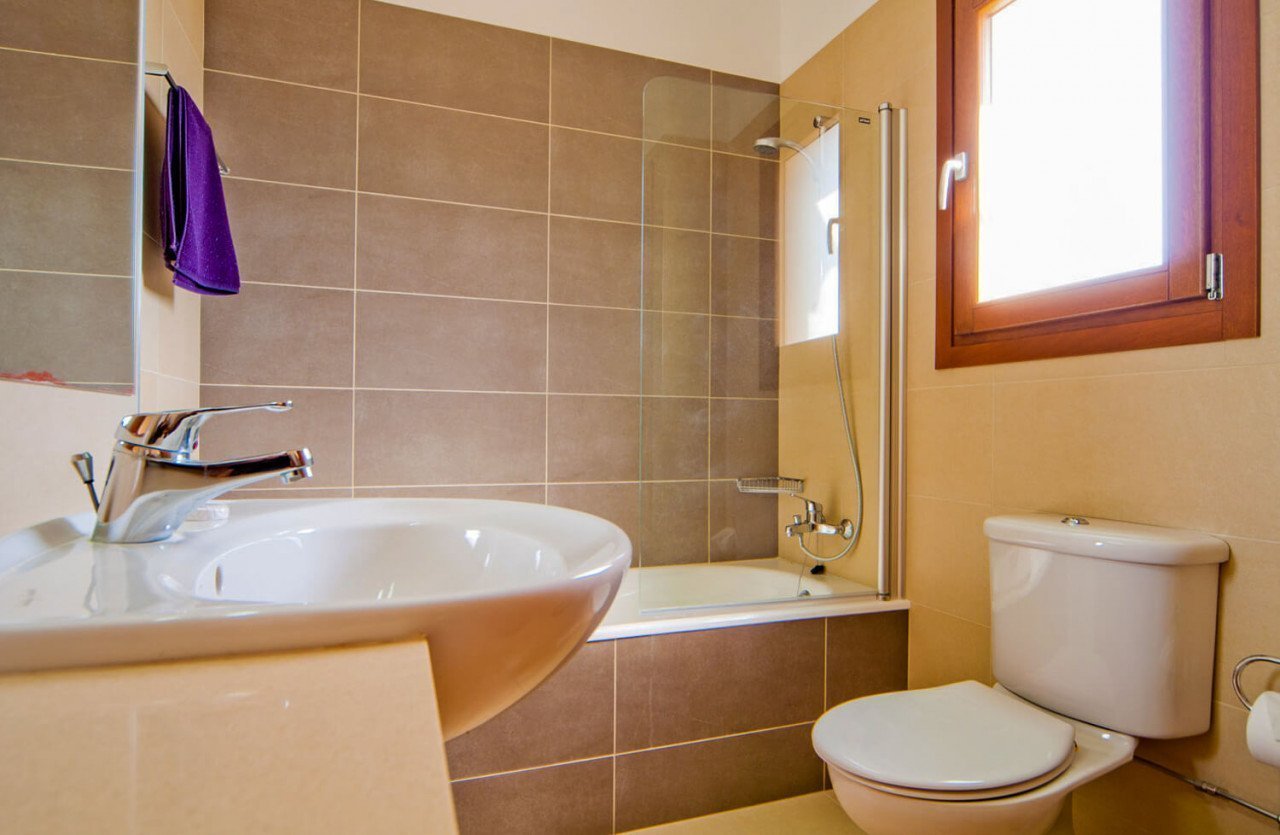 Casa de 3 dormitorios en Paphos, Cyprus No. 9670