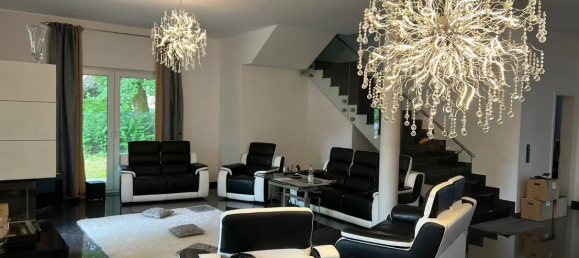 Villa de 6 habitaciónes en Solingen, Germany No. 287345 9