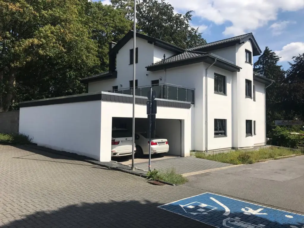 Villa de 6 habitaciónes en Solingen, Germany No. 287345