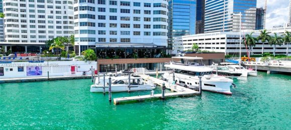 terreno en venta en Miami, Miami-Dade, Florida, USA № 615804 17