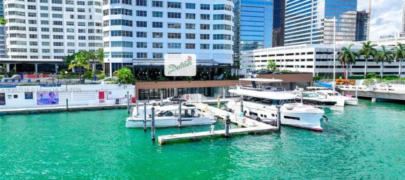 terreno en venta en Miami, Miami-Dade, Florida, USA № 615804 12