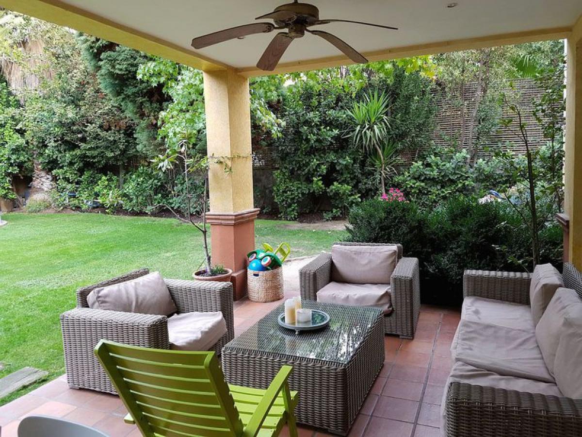 4 bedrooms House in Santiago, Chile No. 3781