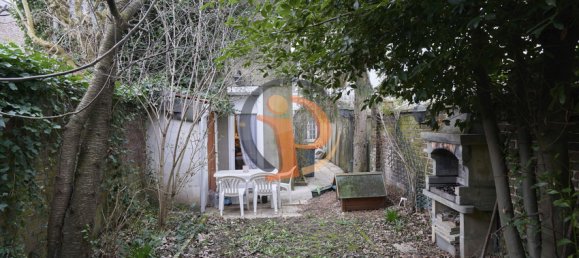 4 bedrooms House in Tourcoing, France No. 92374 34