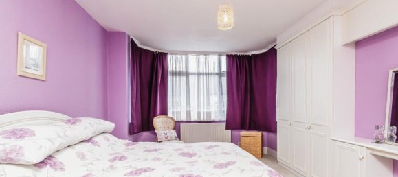 3 Schlafzimmer Haus in Croydon, United Kingdom, Nr. 8137 10