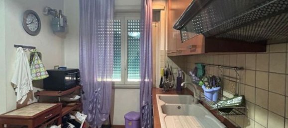 6 rooms Apartment in Rome, Italy No. 190266 16