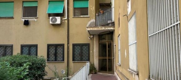 6 rooms Apartment in Rome, Italy No. 190266 13