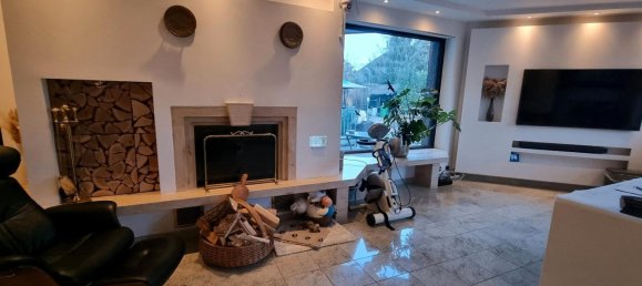 5 bedrooms Bungalow in Offenbach, Germany No. 334402 8