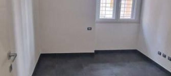 Apartamento de 3 habitaciónes en Genzano di Roma, Italy No. 156196 6