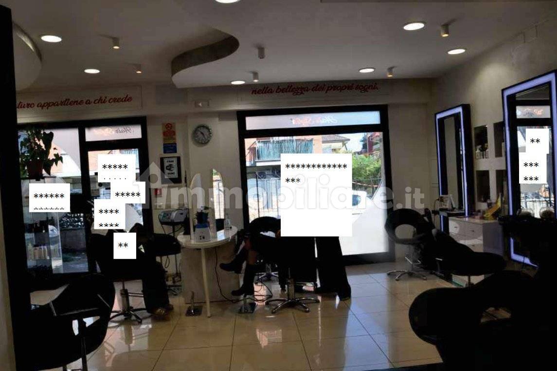 3 rooms Commercial property in Rome, Italy No. 299877