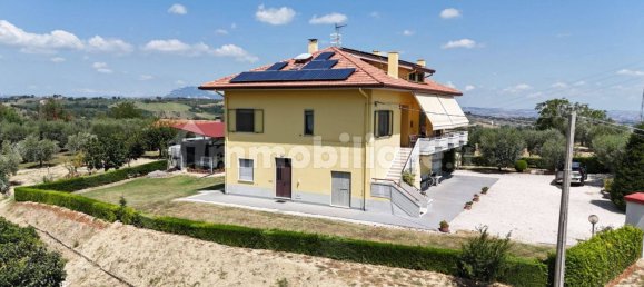 7 chambres Villa à Civitella del Tronto, Italy No. 259275 40