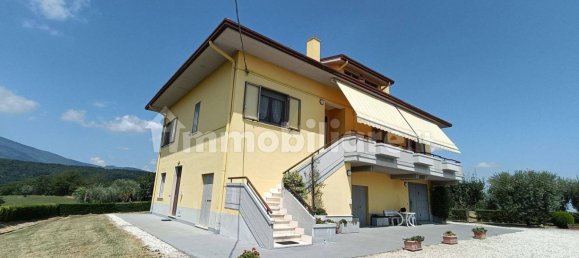 7 chambres Villa à Civitella del Tronto, Italy No. 259275 2