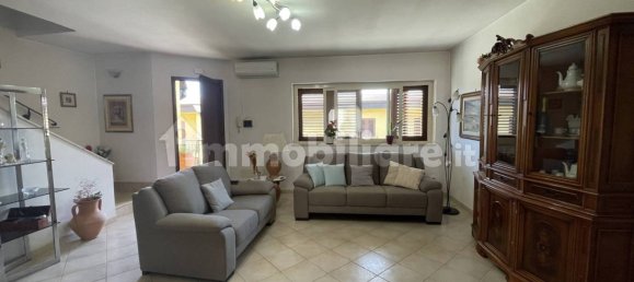 3 bedrooms House in Santo Stefano di Camastra, Italy No. 111731 5