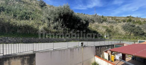 3 bedrooms House in Santo Stefano di Camastra, Italy No. 111731 16
