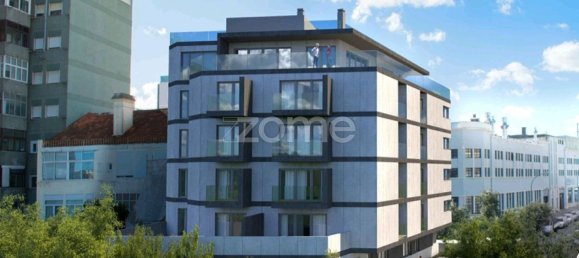 2774m² Building in Lisbon, Portugal No. 129061 2