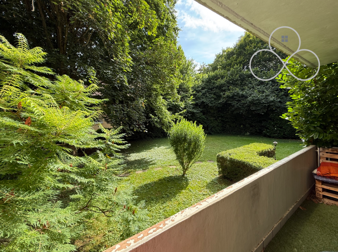 Квартира с 2 спальнями в Эммендинген, Германия № 236242