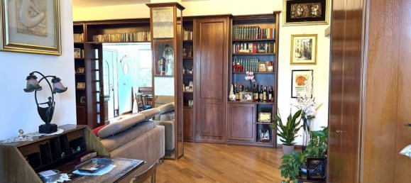 4 bedrooms Villa in Rome, Italy No. 334950 10