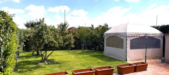 4 bedrooms Villa in Rome, Italy No. 334950 15