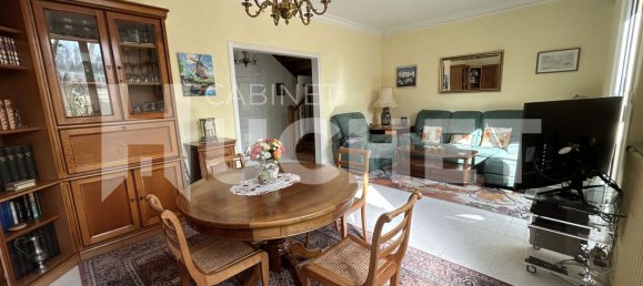 Casa de 3 dormitorios en Caen, France No. 360699 9