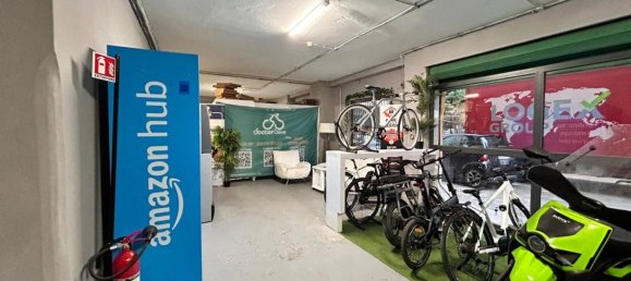 3 rooms Commercial property in Rome, Italy No. 69769 9