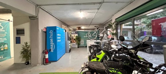 3 rooms Commercial property in Rome, Italy No. 69769 8