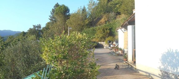 2 bedrooms House in Pescia, Italy No. 218 6