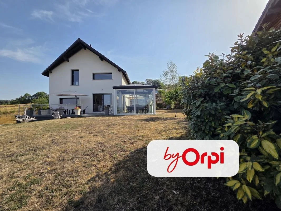 Casa de 3 dormitorios en Le Malzieu-Forain, France No. 349992