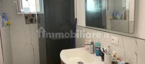 2 Schlafzimmer Wohnung in Genoa, Italy, Nr. 36603 6