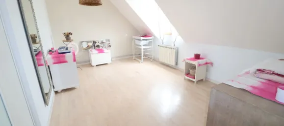 5 bedrooms House in Campigneulles-les-Grandes, France No. 352457 9