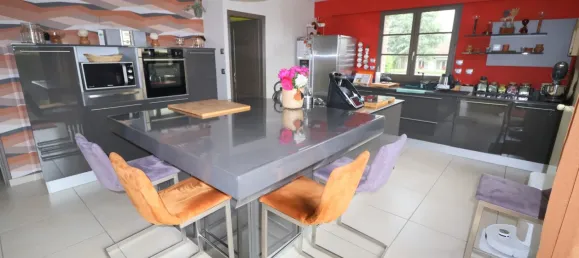 5 bedrooms House in Campigneulles-les-Grandes, France No. 352457 7