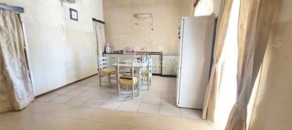 3 غرف نوم منزل في Qormi, Malta رقم 2317 5