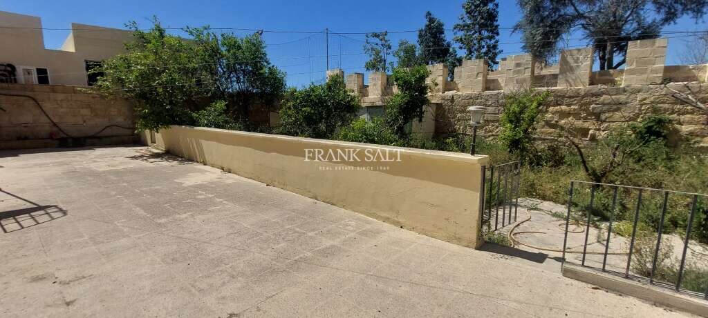 3 غرف نوم منزل في Qormi, Malta رقم 2317