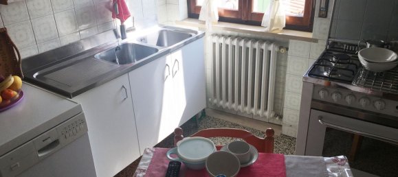 4 rooms House in Mantua, Italy No. 244555 2