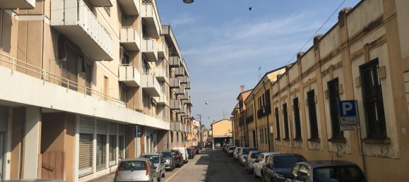 4 rooms House in Mantua, Italy No. 244555 48