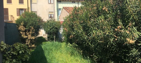 4 rooms House in Mantua, Italy No. 244555 36