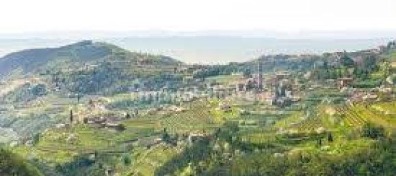 4 bedrooms Villa in Negrar, Italy No. 310403 4