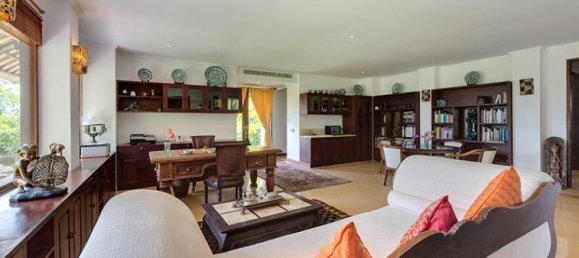 9 bedrooms Villa in South Denpasar, Indonesia No. 2869 12