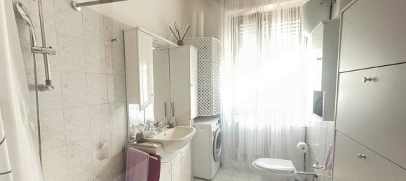 3 rooms Apartment in Rome, Italy No. 34084 21