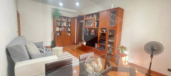 3 rooms Apartment in Rome, Italy No. 34084 8