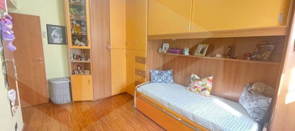 3 rooms Apartment in Rome, Italy No. 34084 20