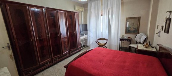 4 bedrooms Apartment in Palermo, Italy No. 327272 17