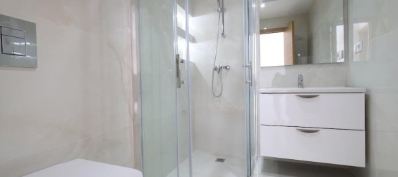 2 dormitorios ático en venta en Cabo Roig, Alicante, Comunidad Valenciana, Spain № 368258 7